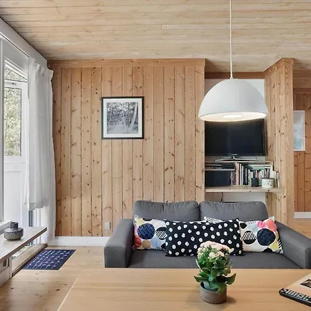 M207-vaeggerlose-botolundvej-110 * Bøtø By